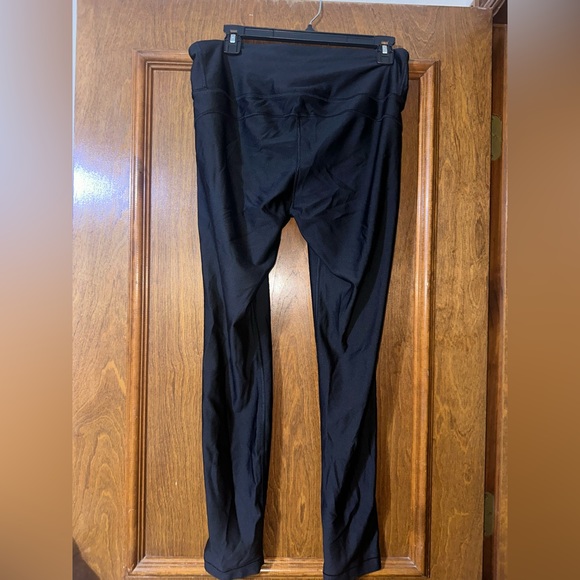 Under armor Heat Gear Leggings - Picture 2 of 4